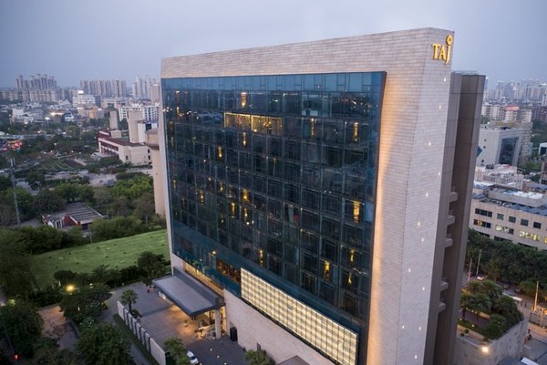 Hotel Taj City Centre Sector 44 Gurgaon Escorts Service
