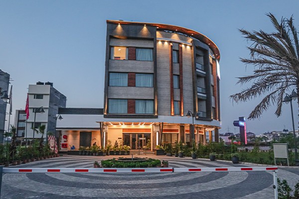 Regenta Place By Royal Orchid Hotels Sector 119 Mohali Escorts Service