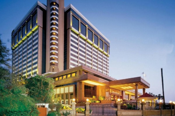 Hotel Taj Lands End Bandra West Mumbai Escorts Service