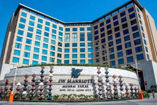 Jw Marriott Hotel Sahar Andheri Mumbai Escorts Service